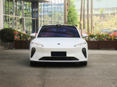NIO ET5  Фото №2